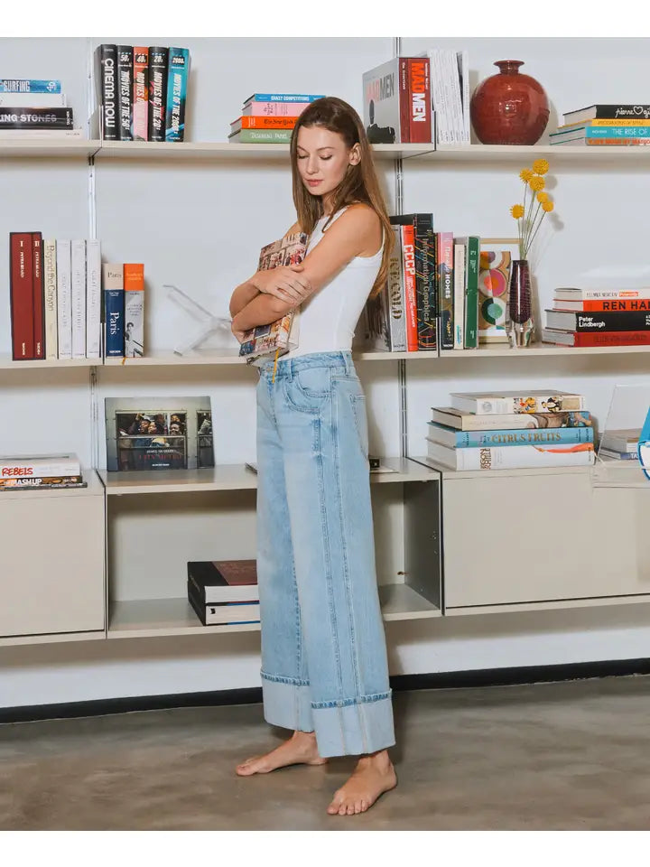 KRIS JEAN