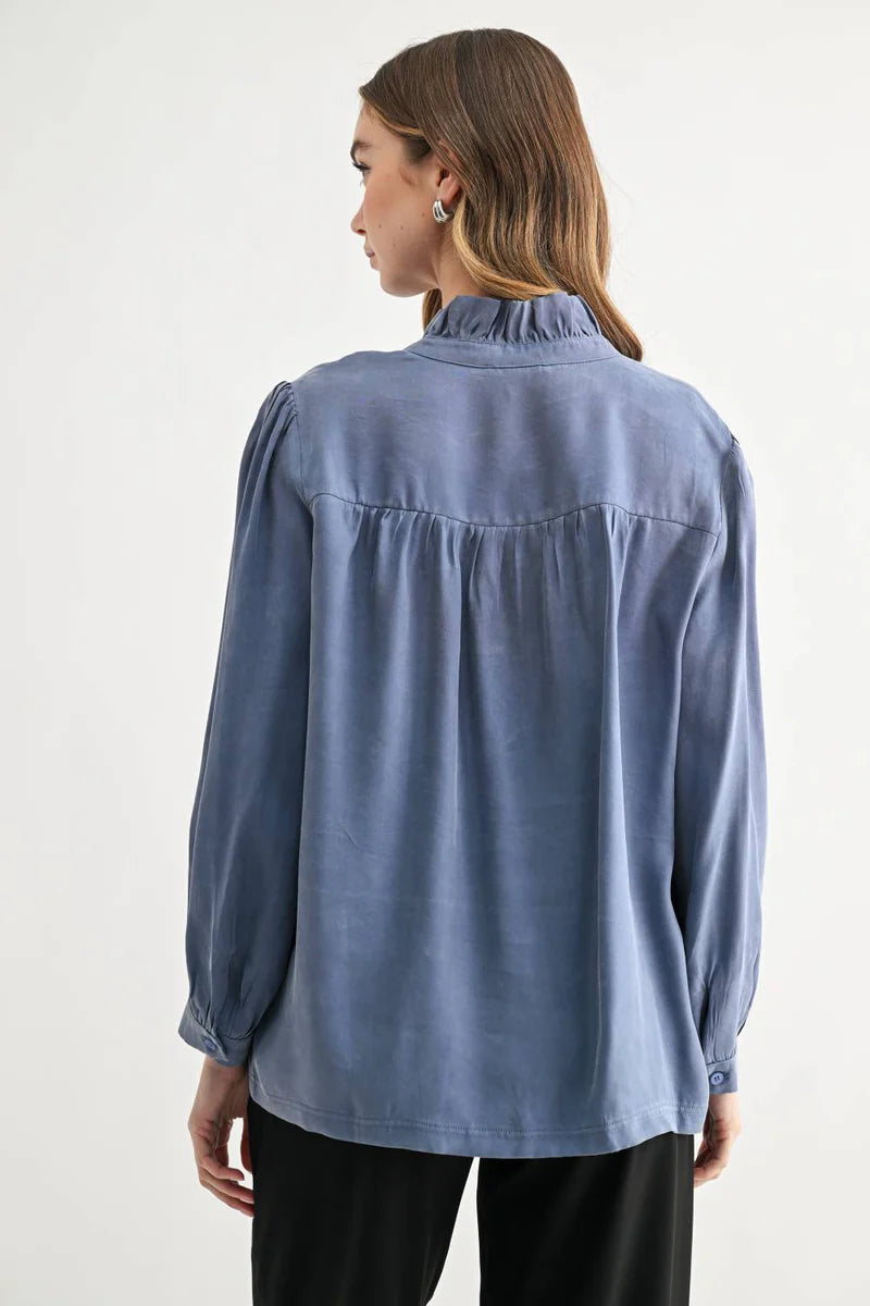 CASSIE TOP