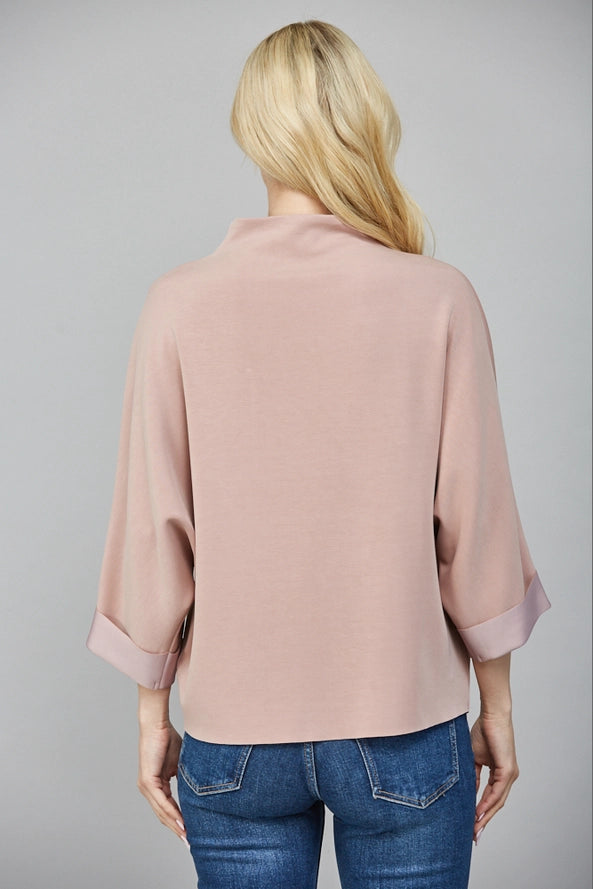 CASUAL OUTING TOP