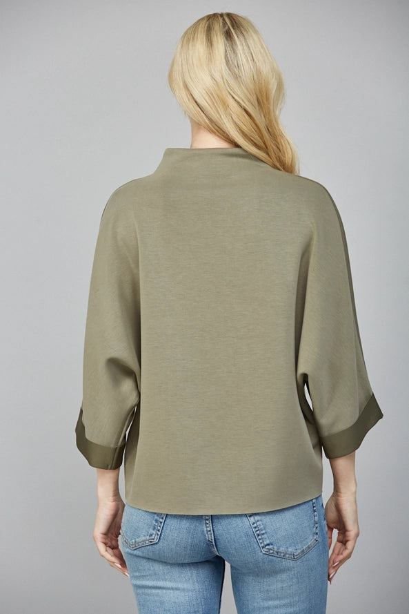 CASUAL OUTING TOP