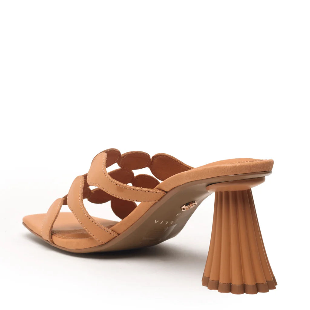 JESSICA HEEL