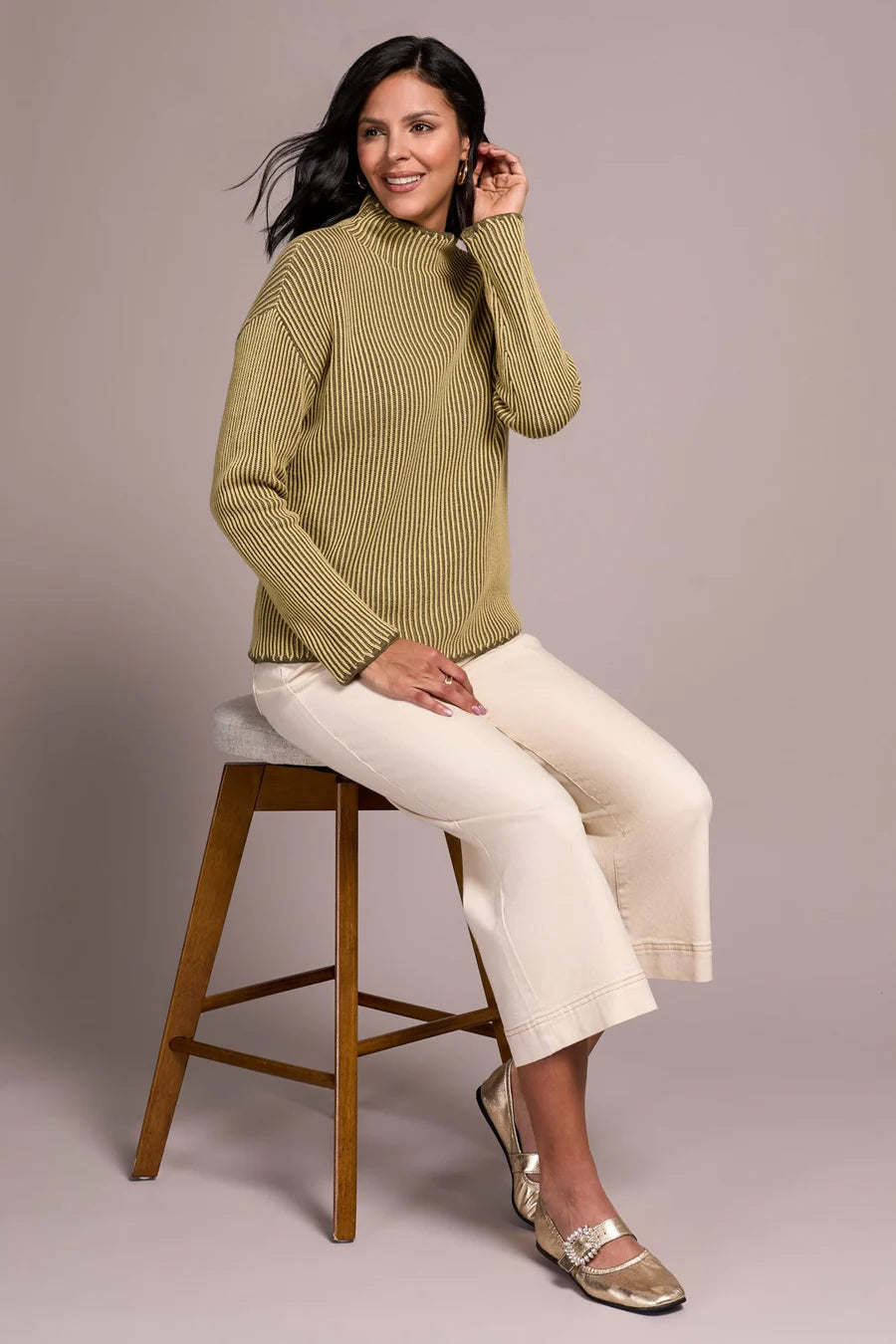 ALWAYS PRESENT SWEATER