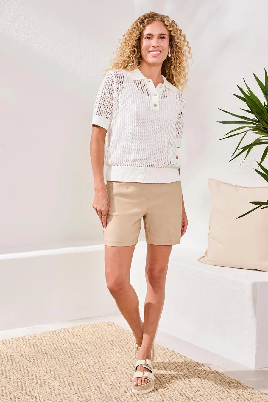 FLATTEN IT BUTTON FRONT PULL ON SHORT