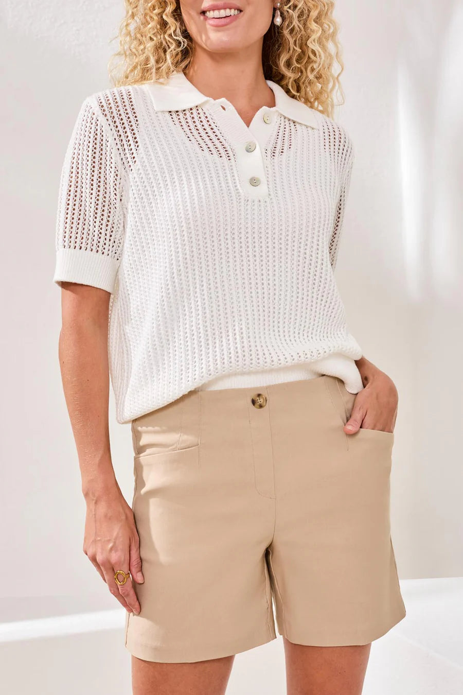 FLATTEN IT BUTTON FRONT PULL ON SHORT