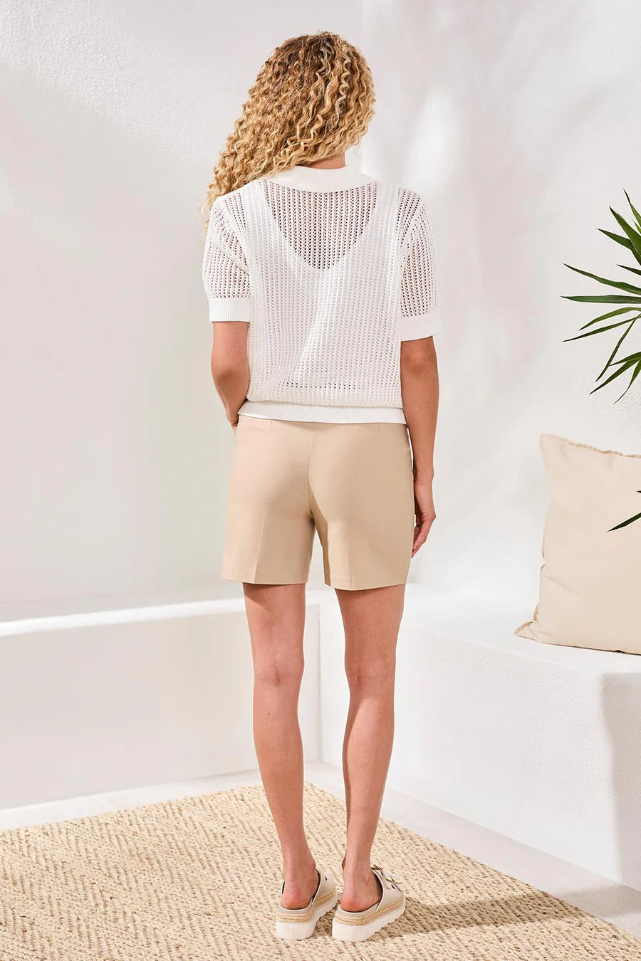 FLATTEN IT BUTTON FRONT PULL ON SHORT