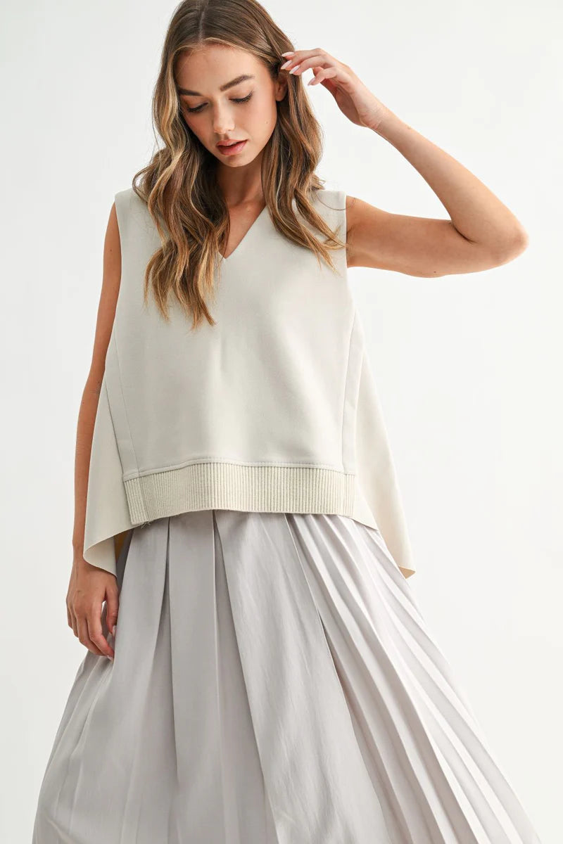 JANAE VEST