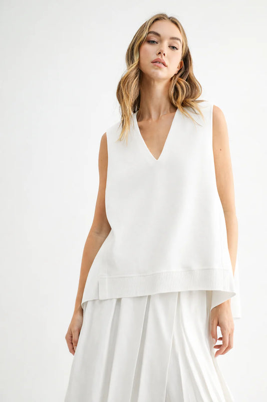 JANAE VEST
