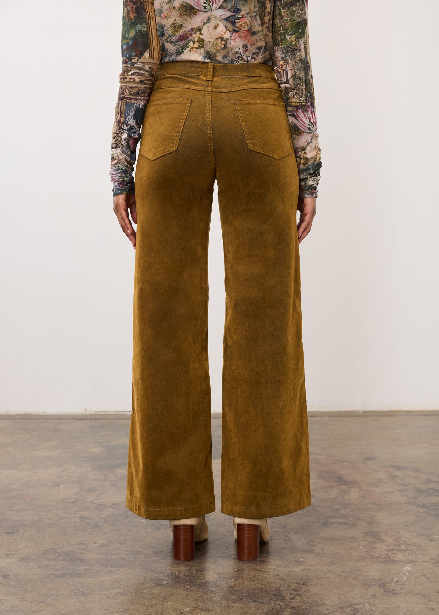 OLIVIA WIDE LEG JEAN