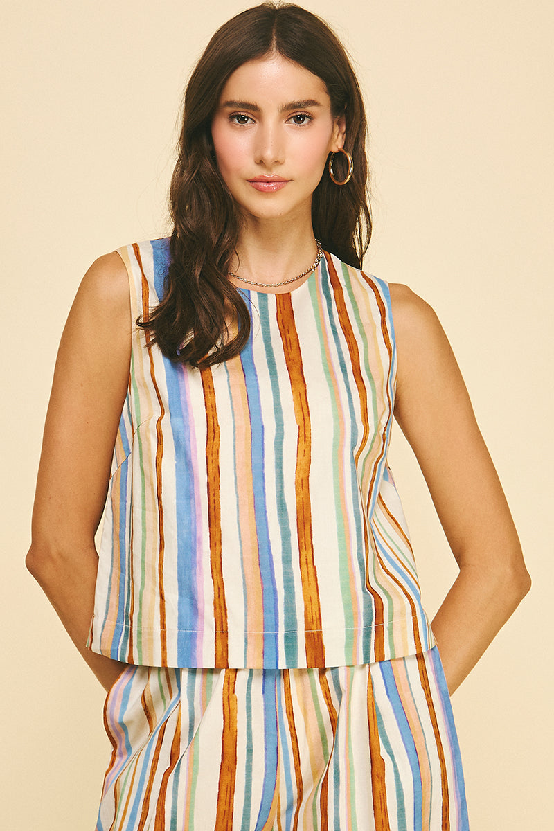 CAREFREE CHARM TOP