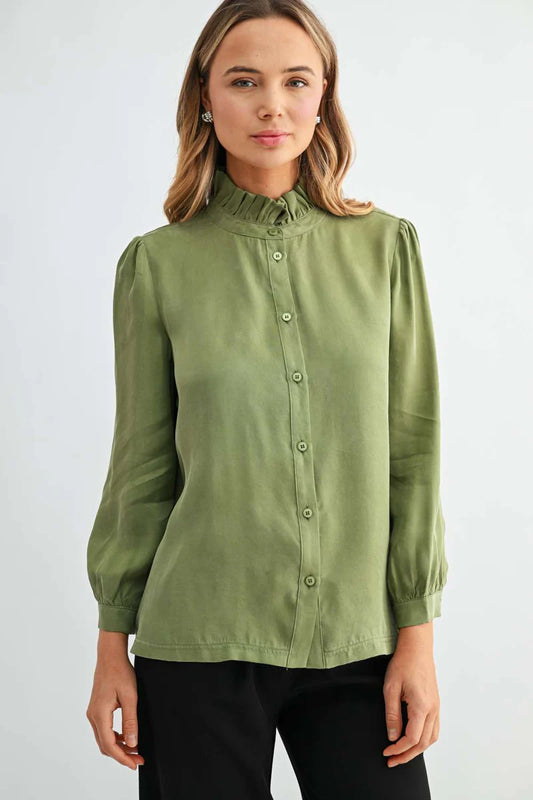 CASSIE TOP