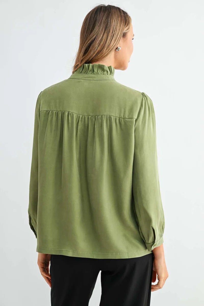 CASSIE TOP
