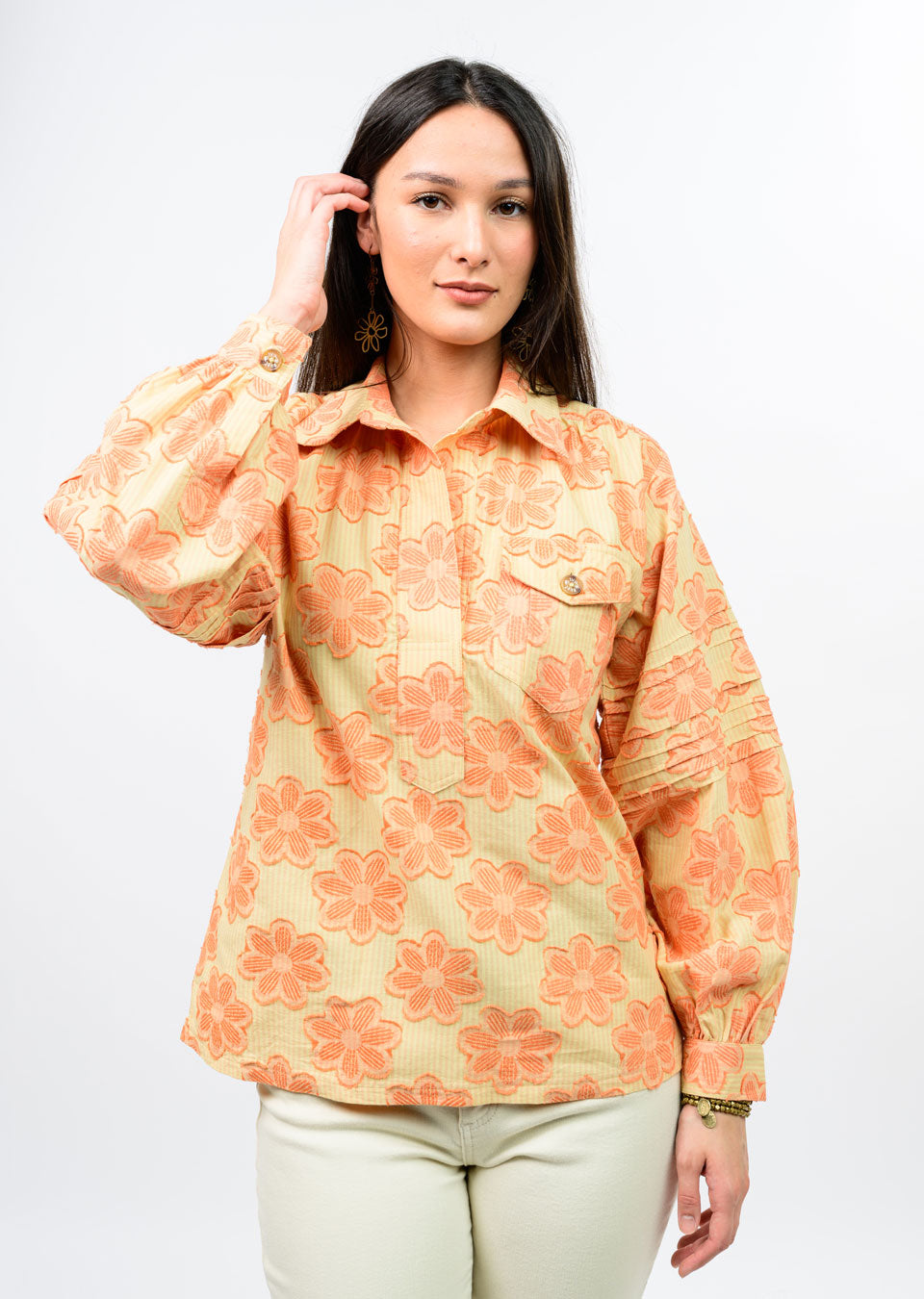 THE MAIN ATTRACTION TOP