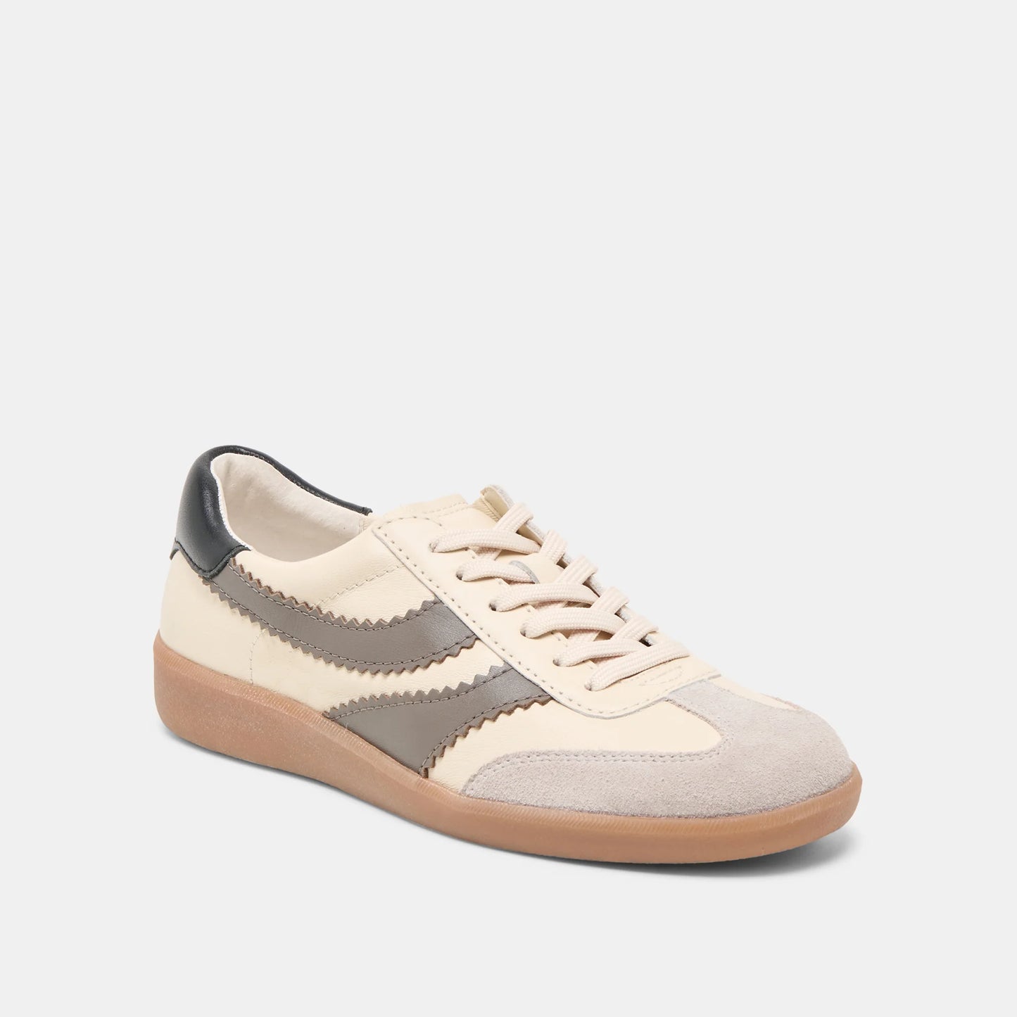 MERIT SNEAKER