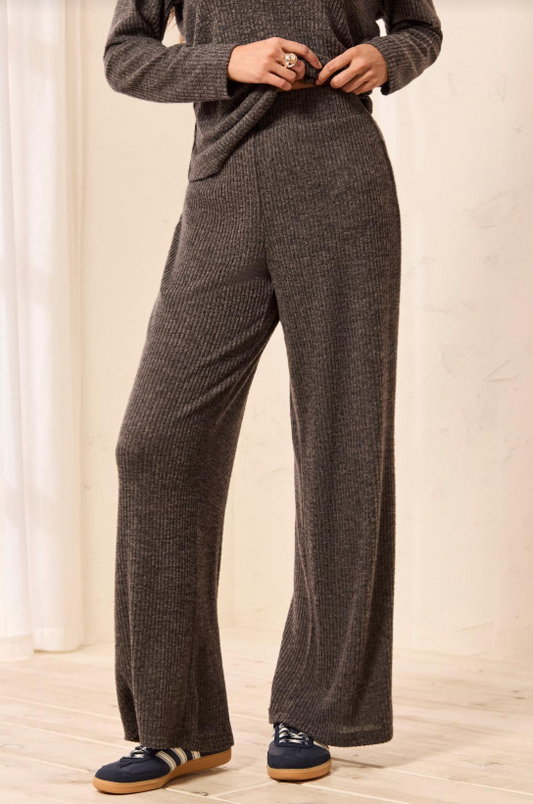 PULL ON ANKLE PANT