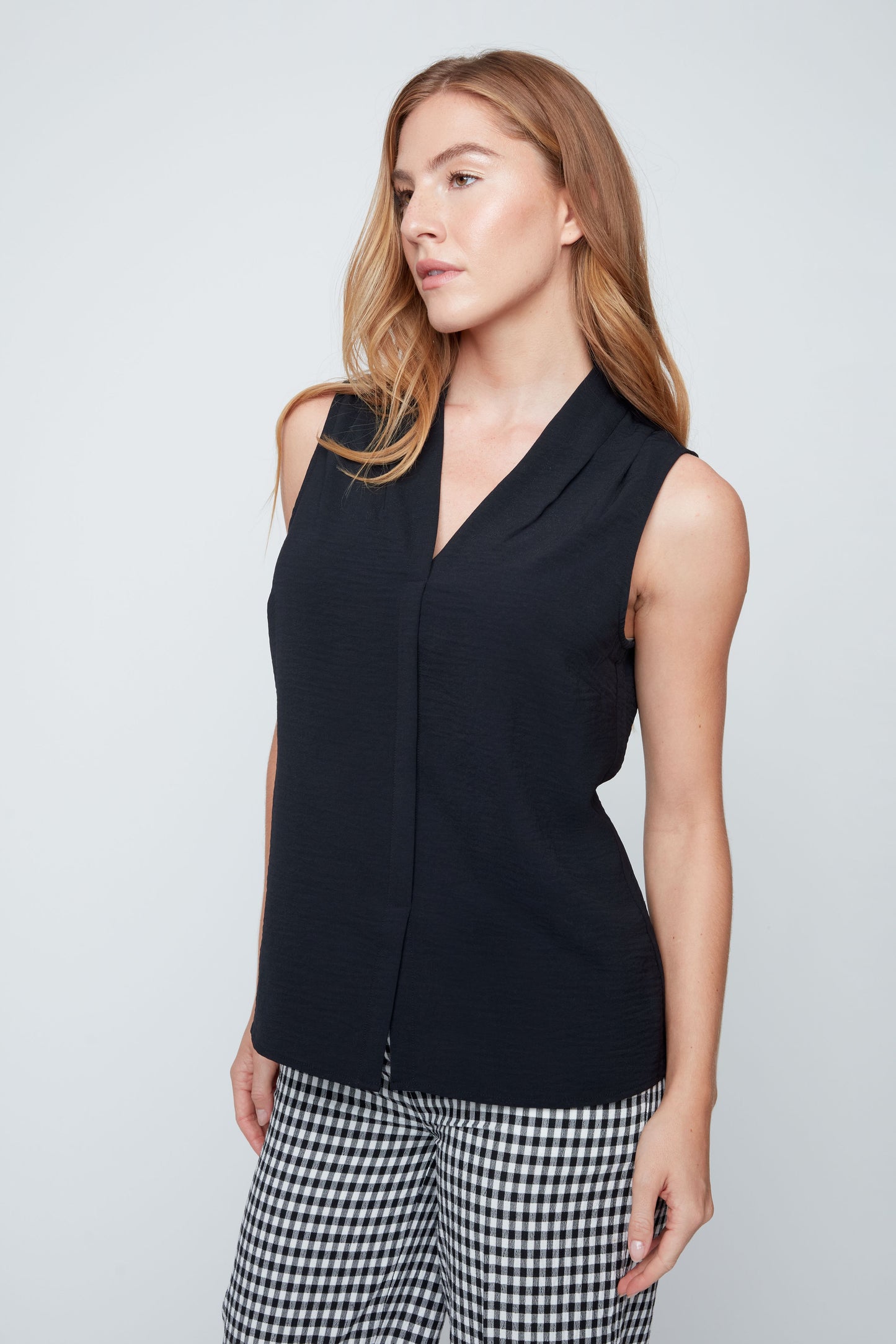 LOOKS GOOD ANYWHERE BLOUSE
