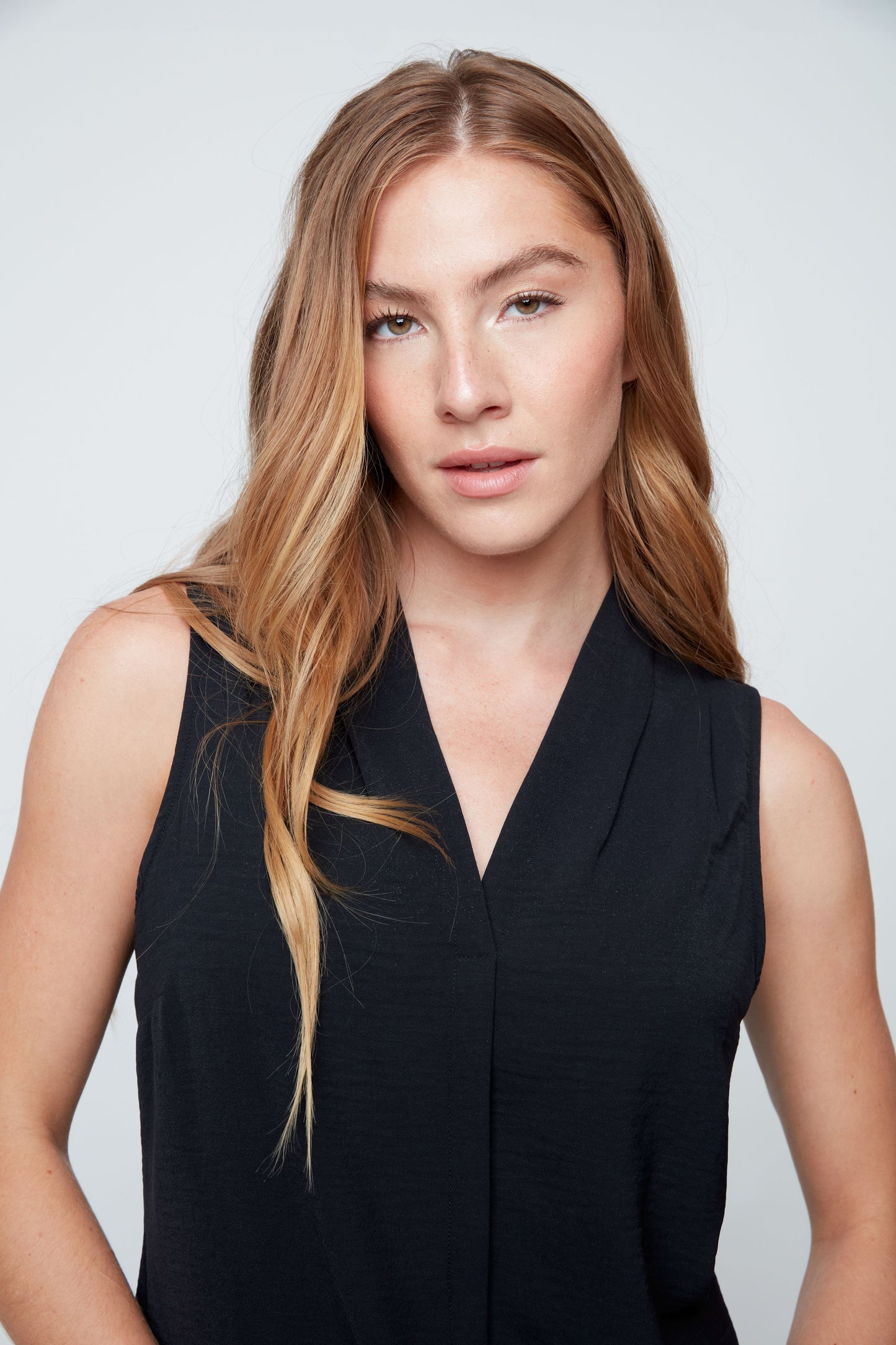 LOOKS GOOD ANYWHERE BLOUSE
