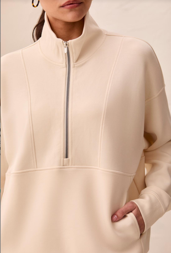 MOCK NECK TOP