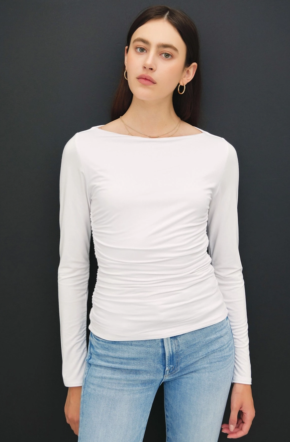 I'M ON A BOAT-NECK TEE
