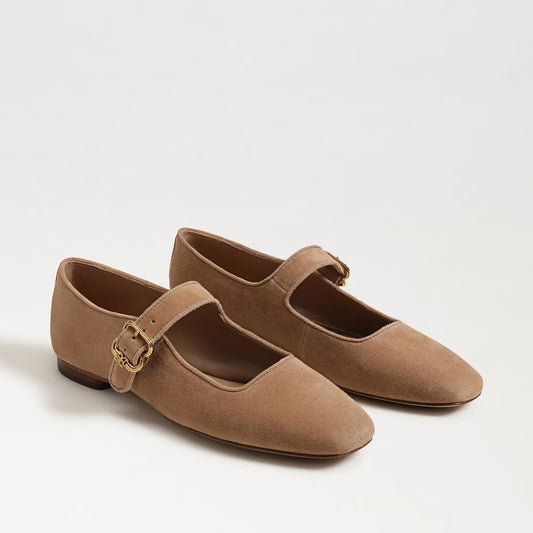 MICHAELA FLAT