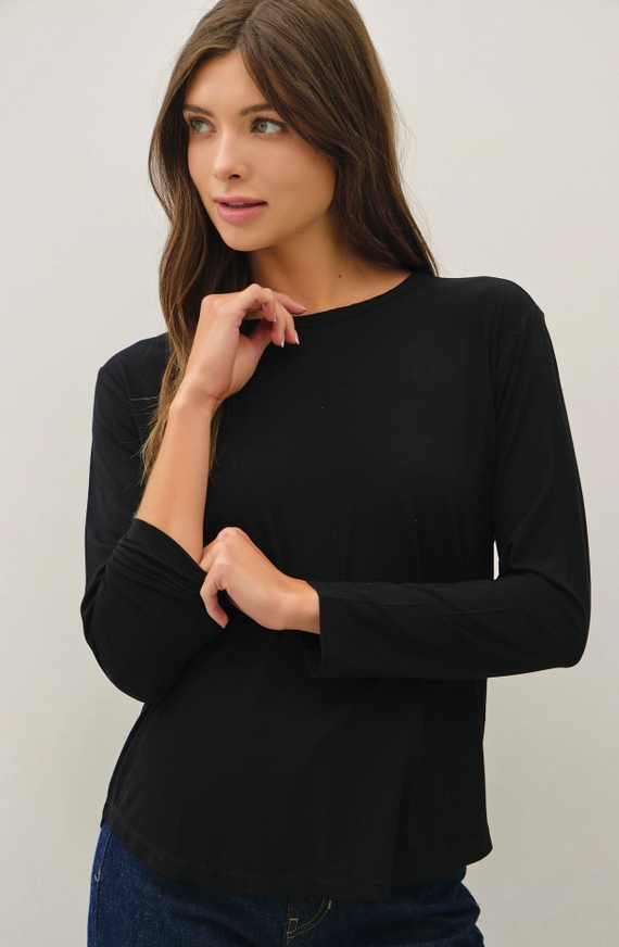 BASIC LAYERING CREWNECK
