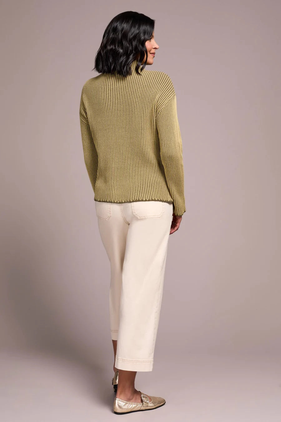 ALWAYS PRESENT SWEATER