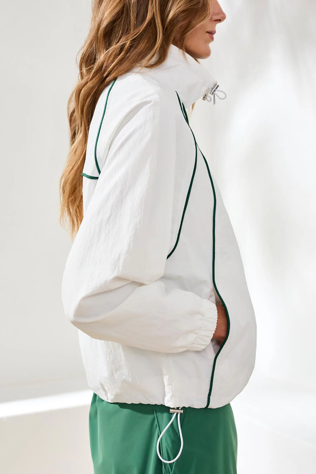 FIT AND FLOW JACKET