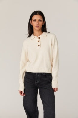 VHARI BUTTON JUMPER