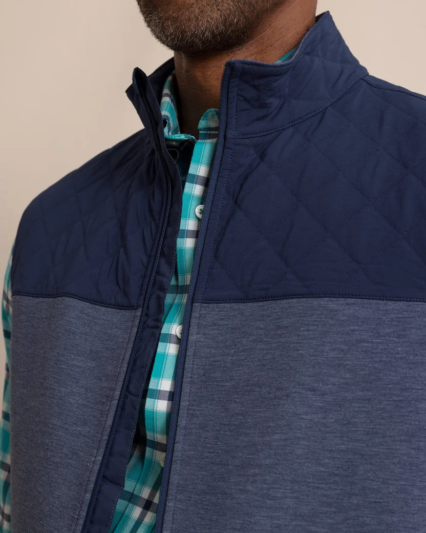 SOUTHERN TIDE WATERFRONT QUILT VEST